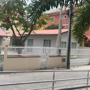 Сasa de vacaciones Residencial Cecilia Cruz, Bombinhas